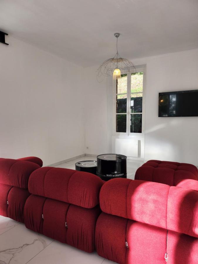 Maison Face A L'Abbaye D'Hautvillers - 2 Bedrooms 2 Bathrooms, Parking Екстер'єр фото